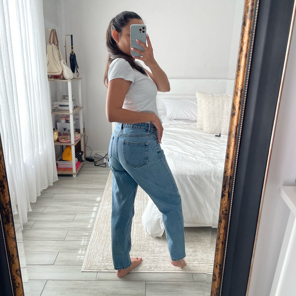 ZARA Original Blue High Waisted Straight Legged Jeans - Picture 2 of 5